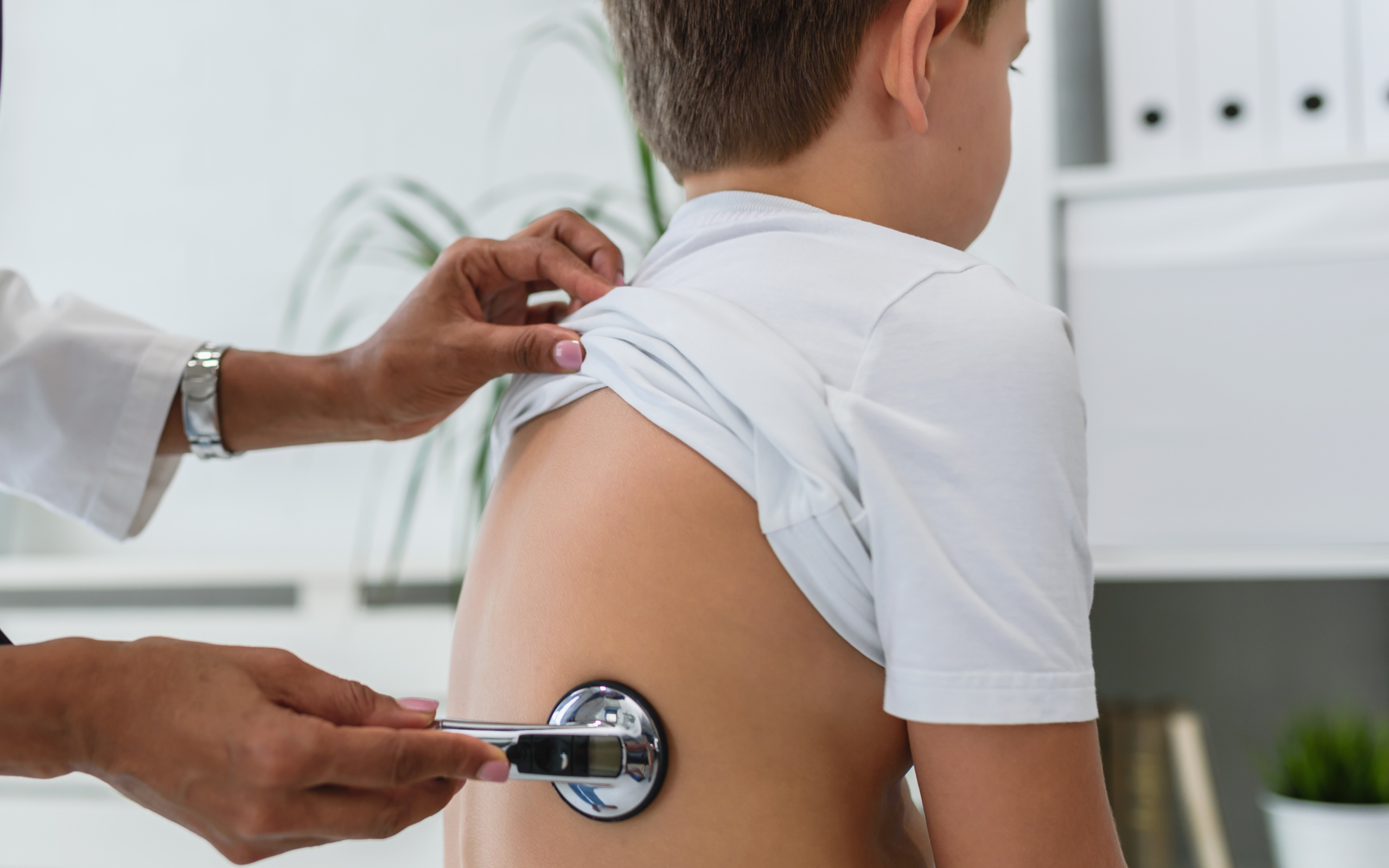 Infecții respiratorii la copii, simptome și tratament la Novus Medical Ploiești